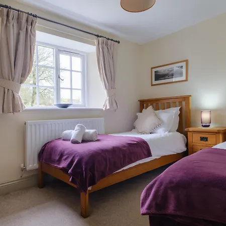 Country At Jenkinson Place